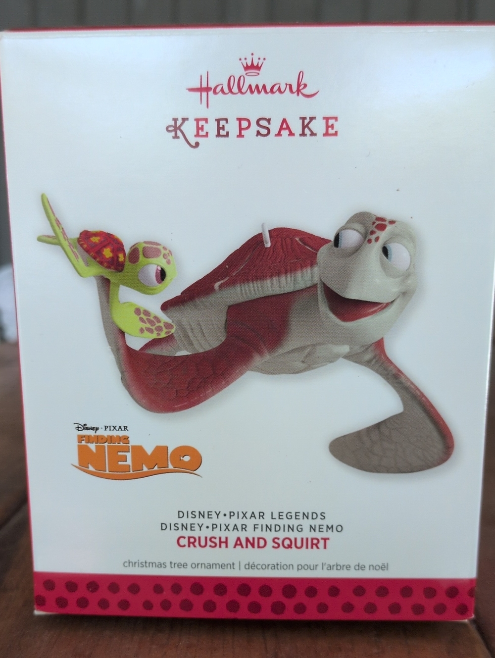 Hallmark 2013 *Finding Nemo Crush and Squirt* Ornament